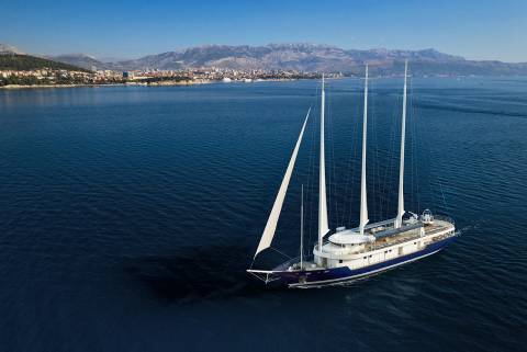 ‘Zero emission’ passenger sailing ship